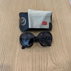 Ray-Ban “Jackie Ohh II” Sunglasses